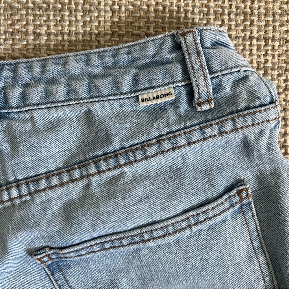 Billabong Hi-Rise Distressed Denim Shorts - Picture 5 of 6